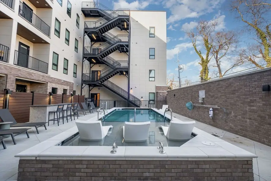 1014 16th Ave S #211, Nashville, TN 37212 - Image #2