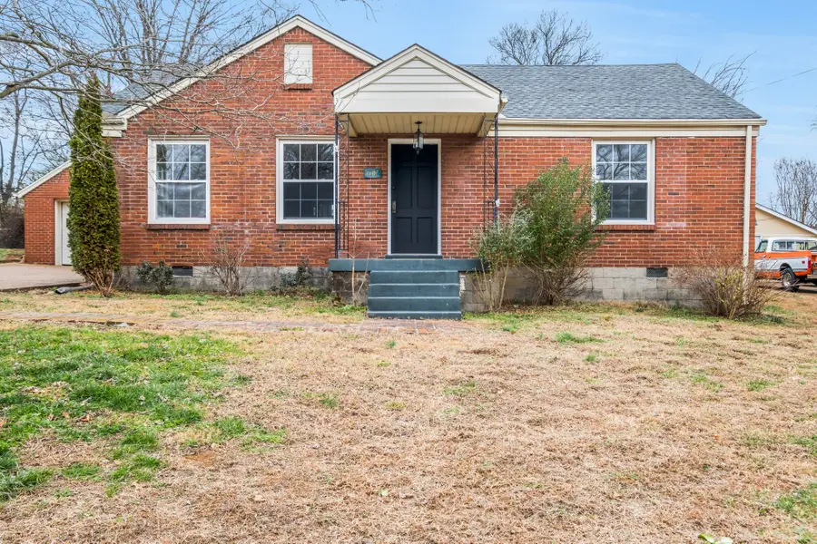 2107 Avalon Dr, Nashville, TN 37216 - Image #2