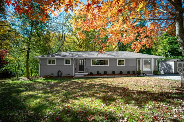 710 Danbury Drive, Signal Mountain, TN 37377