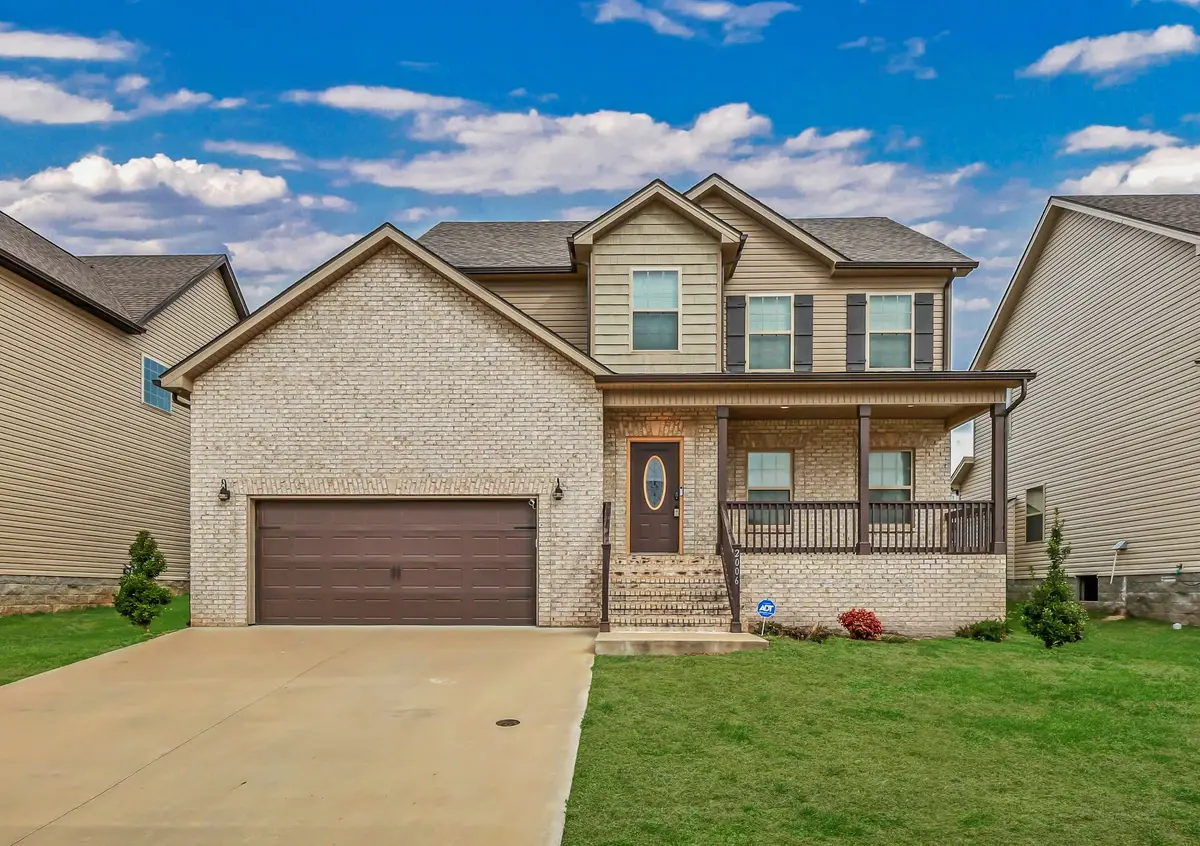 2006 Jackie Lorraine Dr, Clarksville, TN 37042 - Image #1