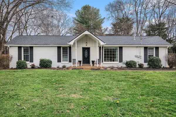 806 Edwards Dr, Franklin, TN 37064