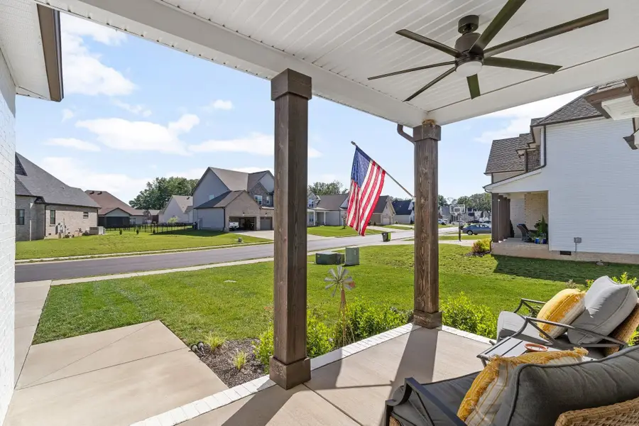 553 Bowden Dr, Clarksville, TN 37043 - Image #3