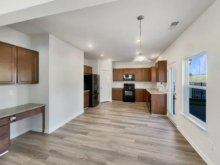 560 Sunflower Dr, Smyrna, TN 37167 - Image #2