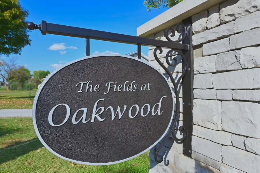 909 Wilkinson Ln, White House, TN 37188 - Image #2