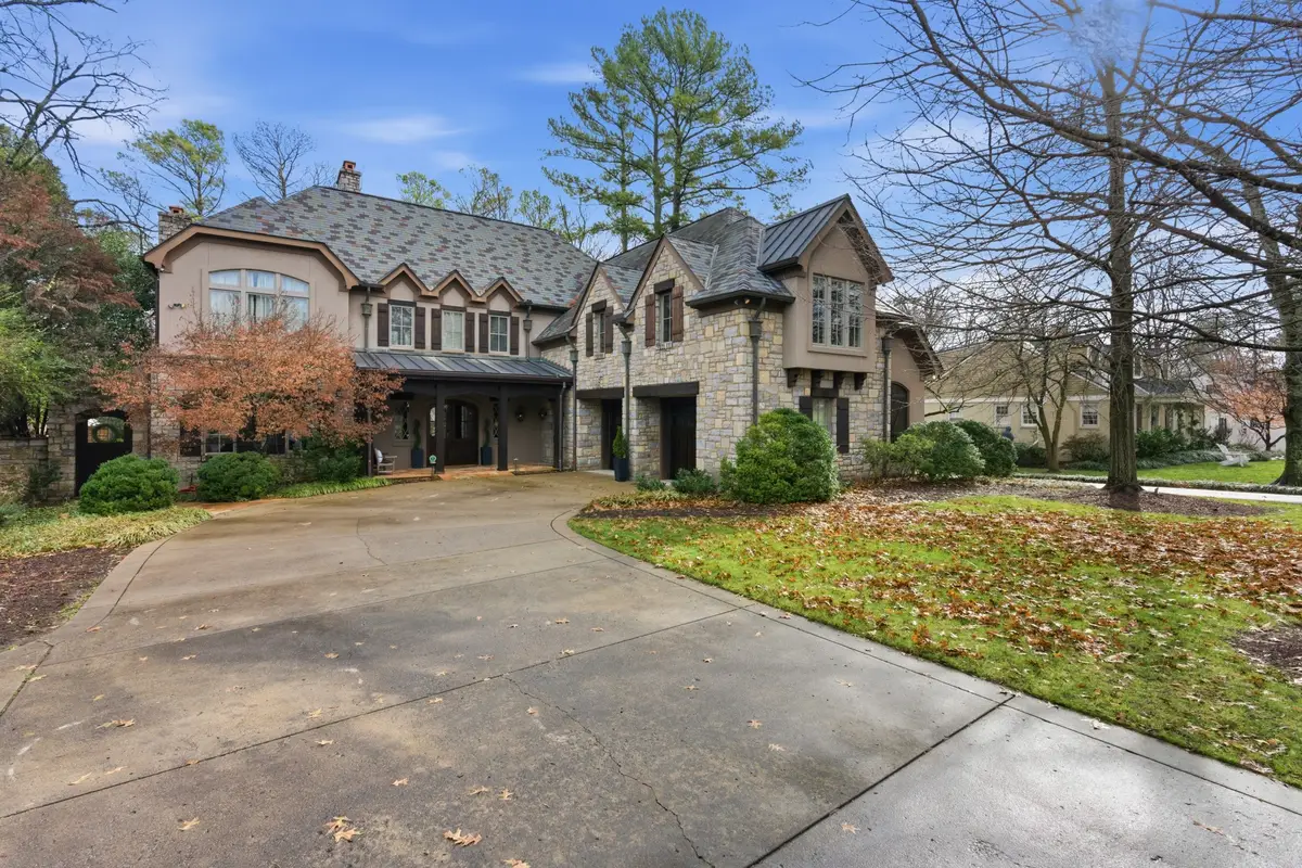 4106 Sneed Rd, Nashville, TN 37215 - Image #1