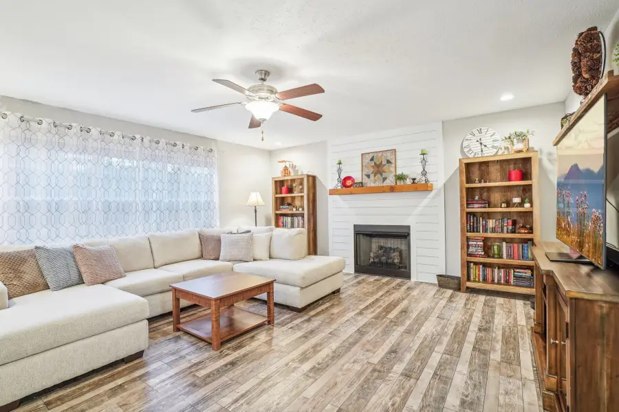 1689 Rains Rd, Clarksville, TN 37042 - Image #3