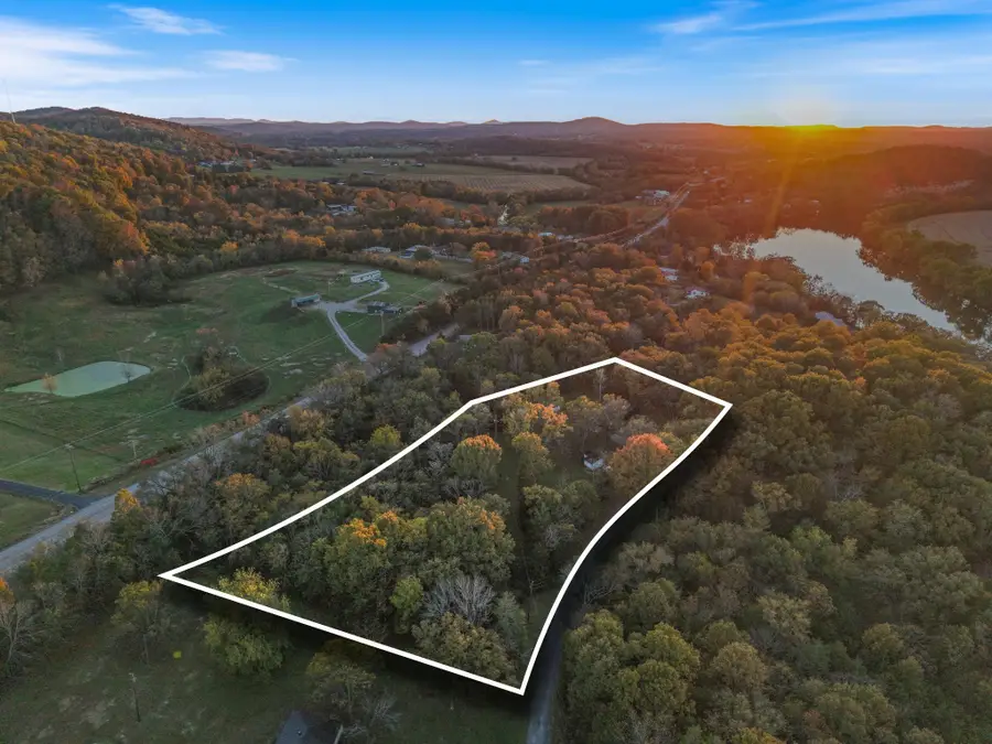 31 Volunteer Cir, Carthage, TN 37030 - #2