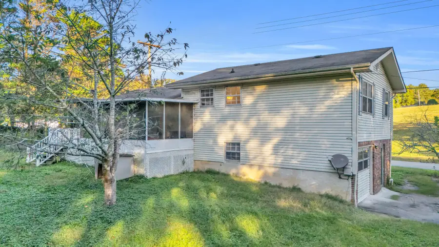 8 E Sharon Circle, Ringgold, GA 30736 - #3