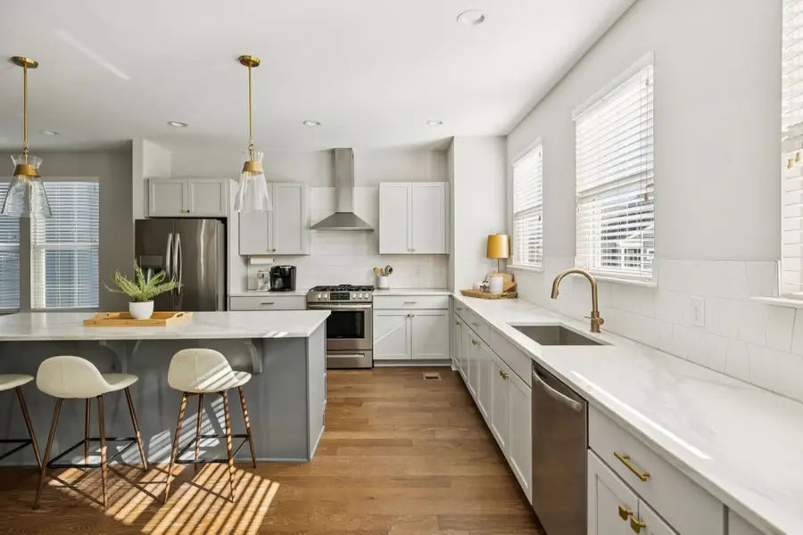 426 Becanni Ln, Nashville, TN 37209 - Image #3