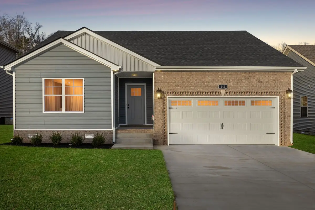 143 Brenda Dr, Clarksville, TN 37040 - Image #1