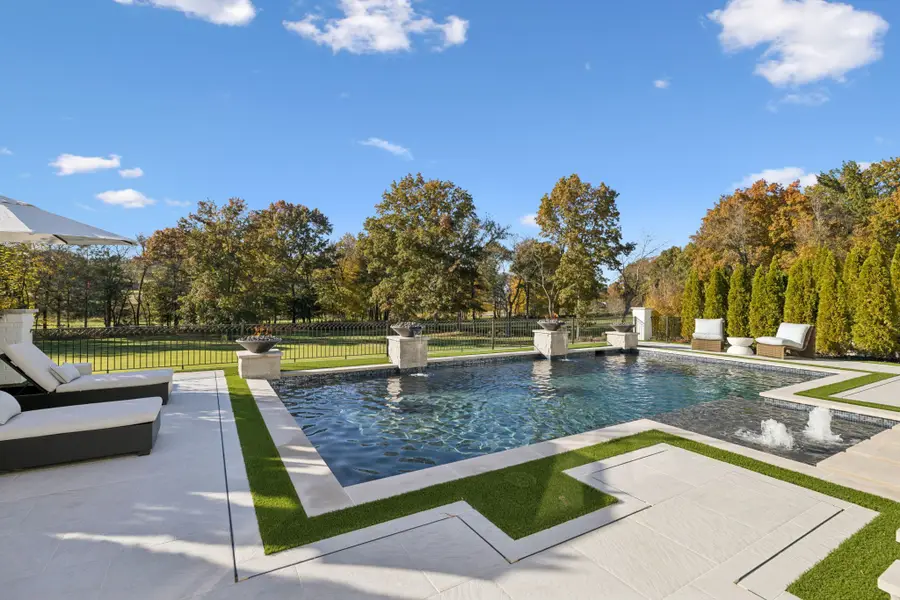 8523 Heirloom Blvd, College Grove, TN 37046 - Image #2