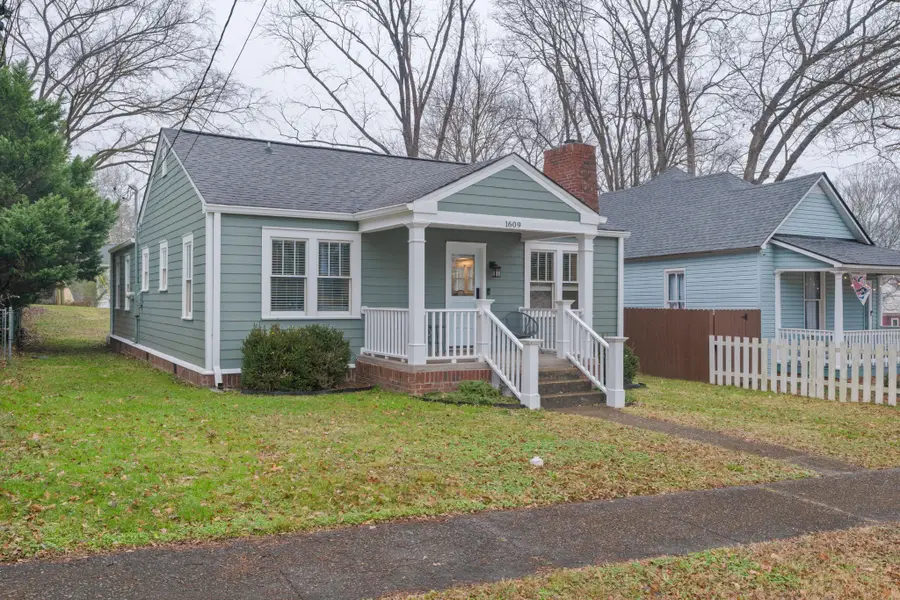 1609 W 51st Street, Chattanooga, TN 37409 - #3