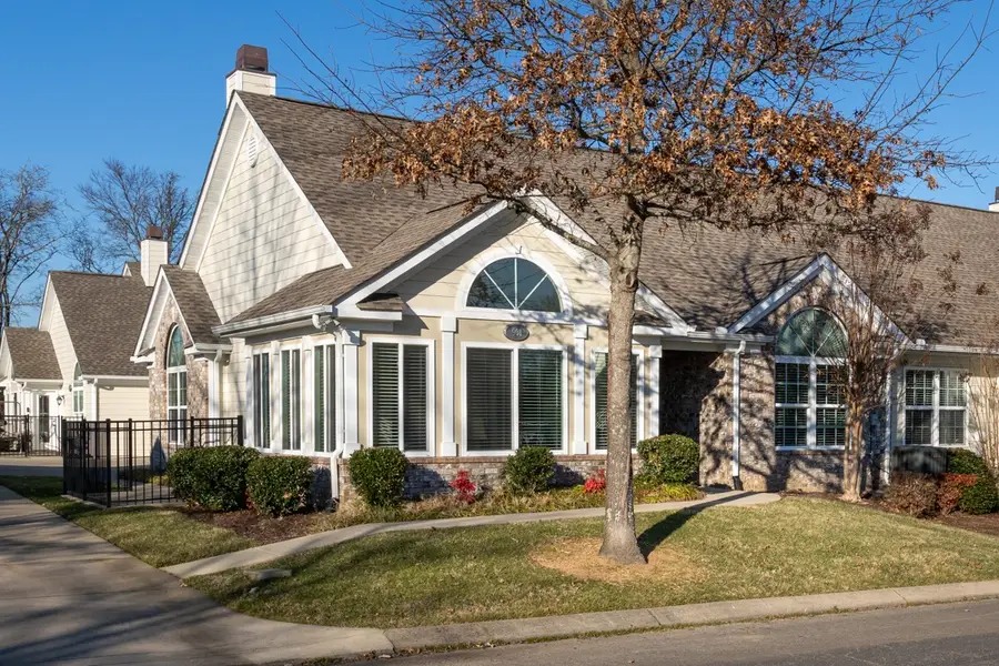 825 S Browns Ln #901, Gallatin, TN 37066 - Image #2