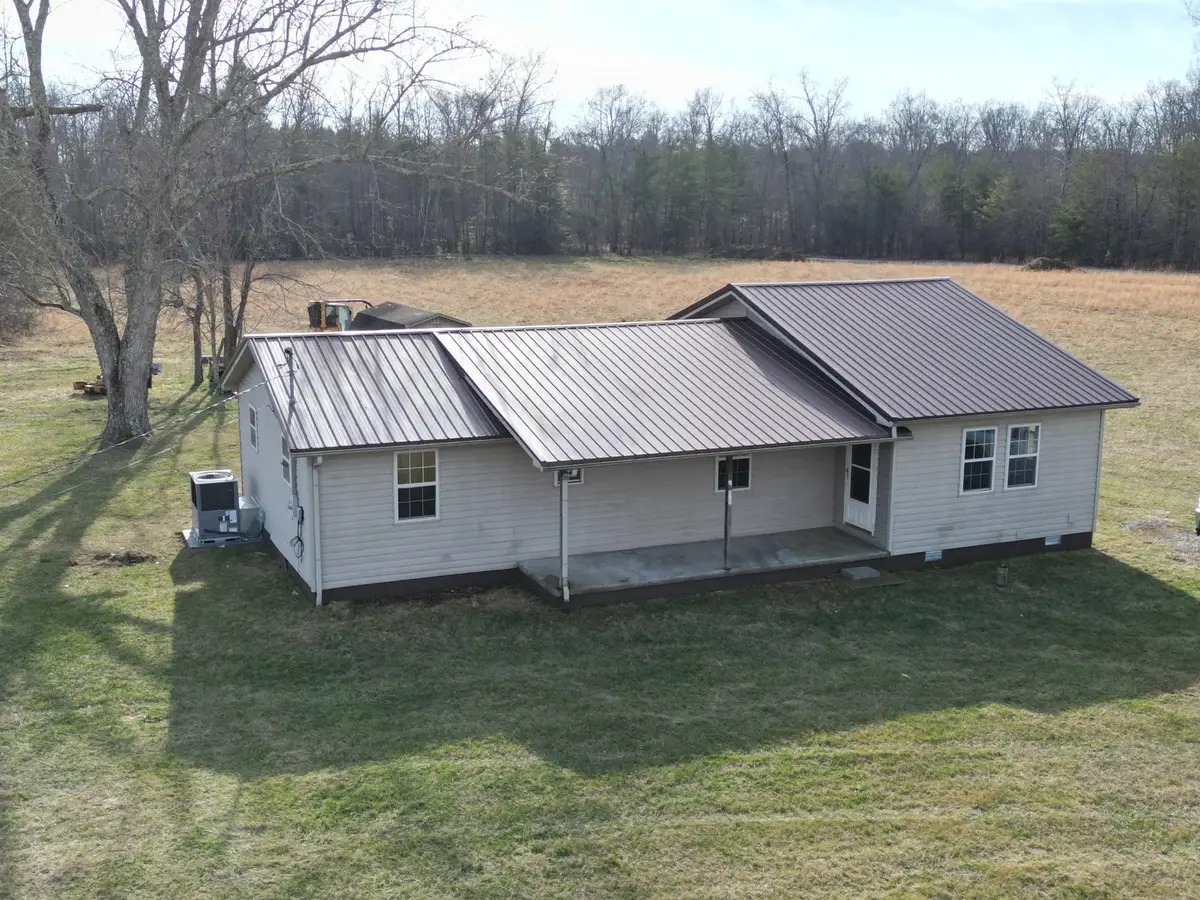 10612 Newton Rd, Crossville, TN 38572 - Image #1