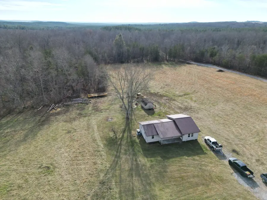10612 Newton Rd, Crossville, TN 38572 - Image #2