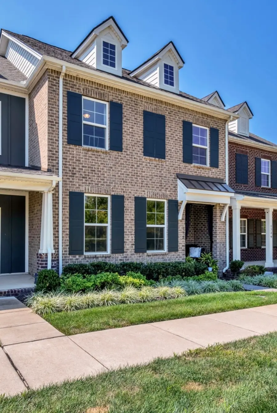 1727 Old Drakes Creek Rd, Hendersonville, TN 37075 - Image #3