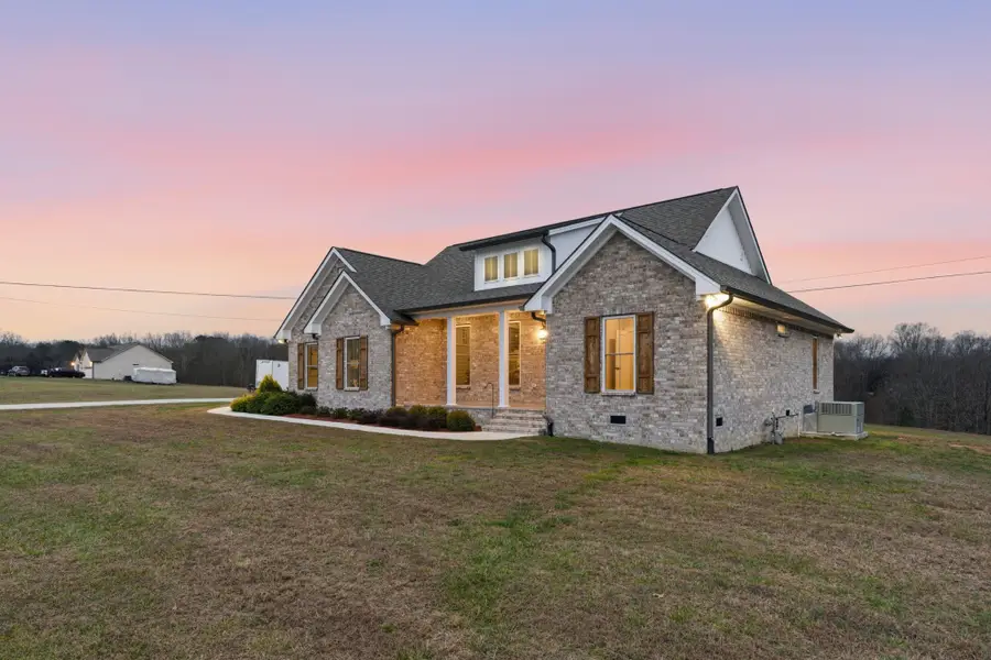 3055 Loren Ln, Centerville, TN 37033 - Image #2