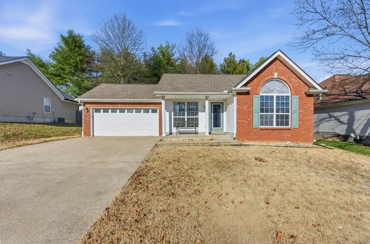 1364 Harrington Dr, Gallatin, TN 37066 - Image #1