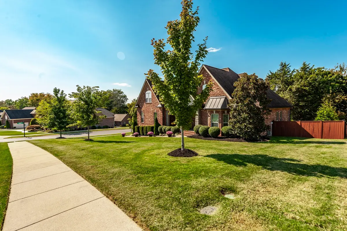 201 Amana Dr, Lebanon, TN 37087 - Image #1