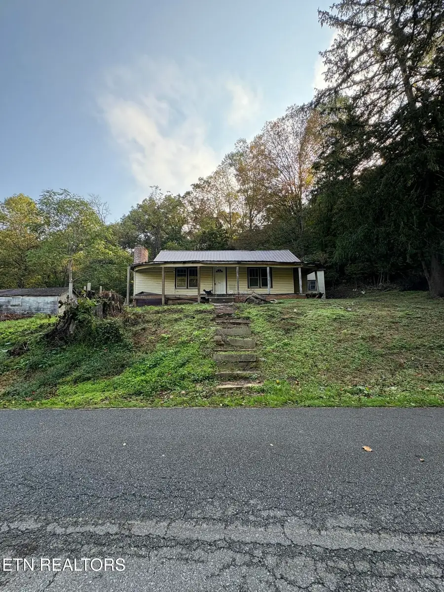 1340 Ryan Rd, Fall Branch, TN 37656 - #2