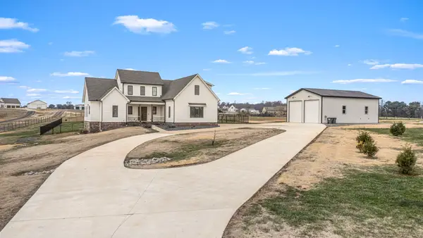 5296 Cross Plains Rd, White House, TN 37188