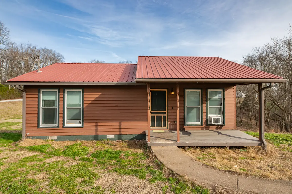 2070 Garner Rd, Mount Pleasant, TN 38474 - Image #1