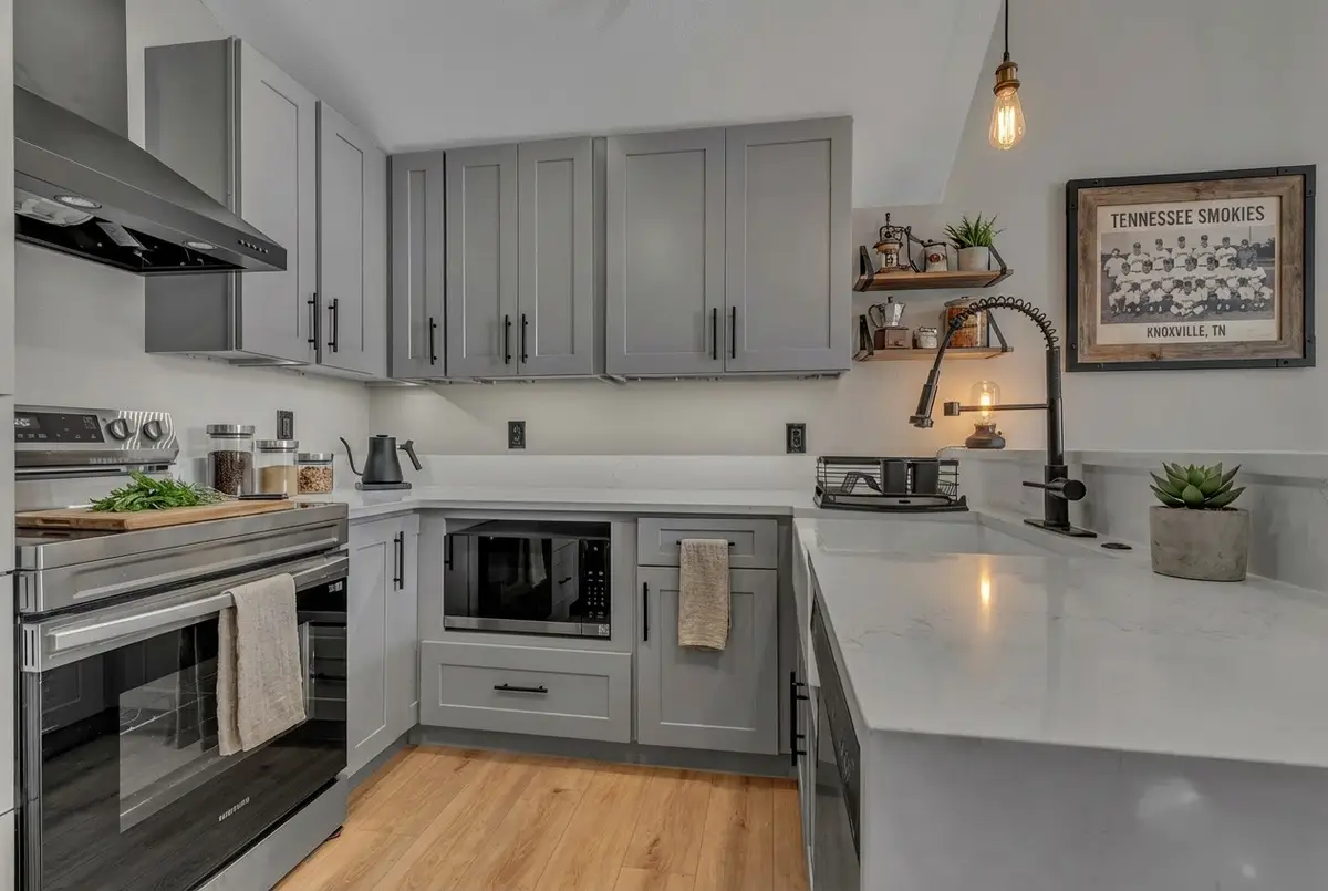 105 W Jackson Ave #9, Knoxville, TN 37902 - #1