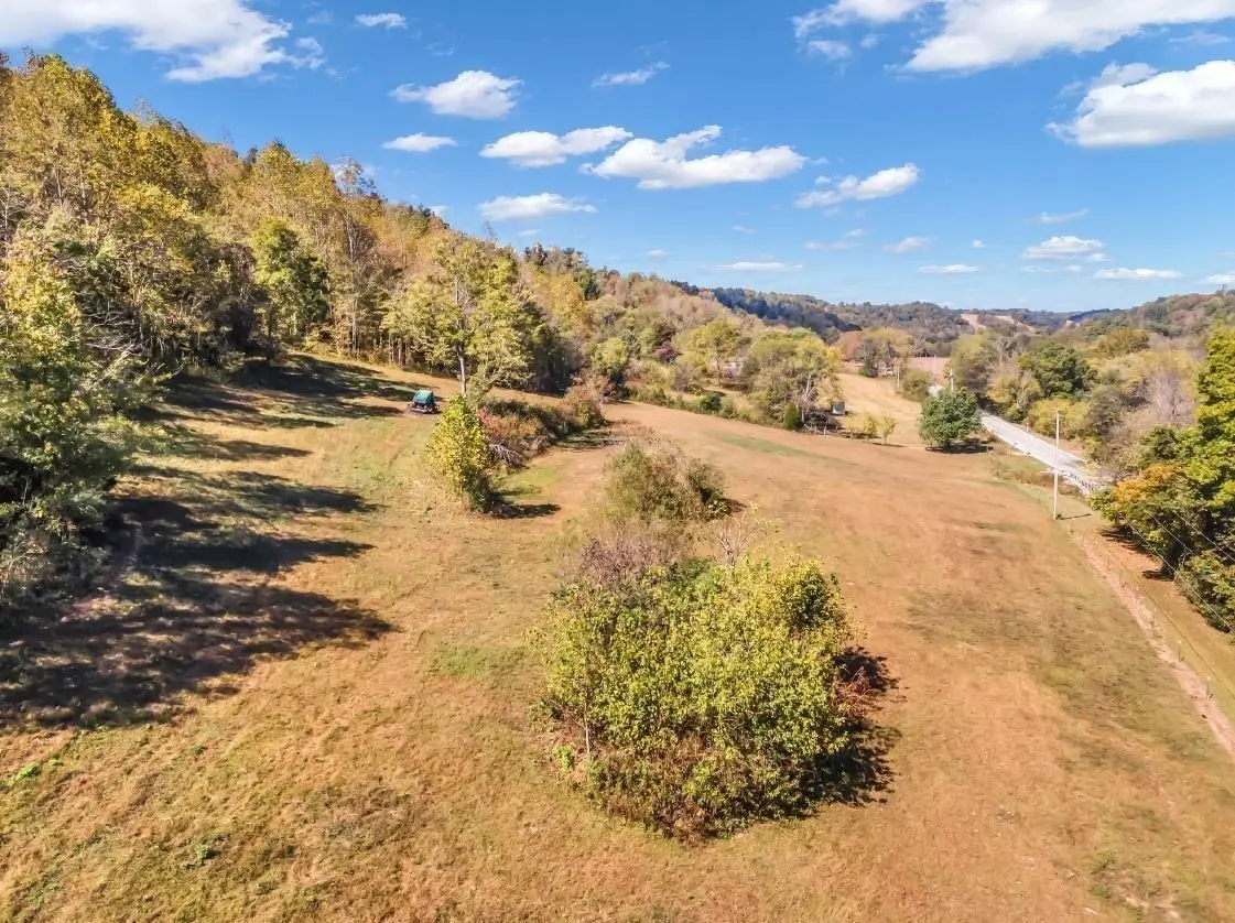 13581 Campbellsville Rd, Lynnville, TN 38472 - Image #1