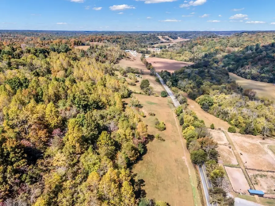 13581 Campbellsville Rd, Lynnville, TN 38472 - Image #3