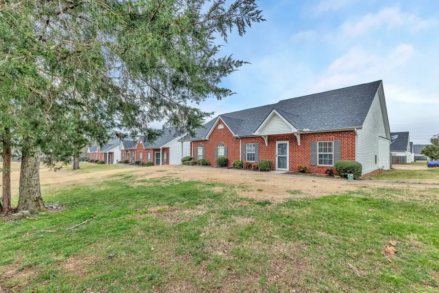 1019 Briggs Ln, Spring Hill, TN 37174 - Image #2