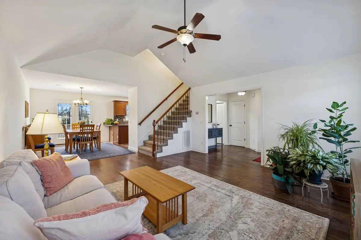 1274 Everwood Dr, Ashland City, TN 37015 - Image #1