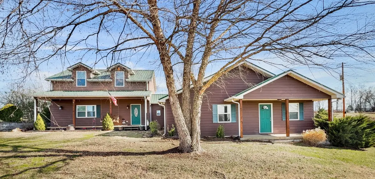 7870 Mill Rd, Cross Plains, TN 37049 - #1