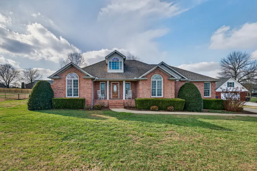 8 Brown Creek Dr, Fayetteville, TN 37334 - Image #2