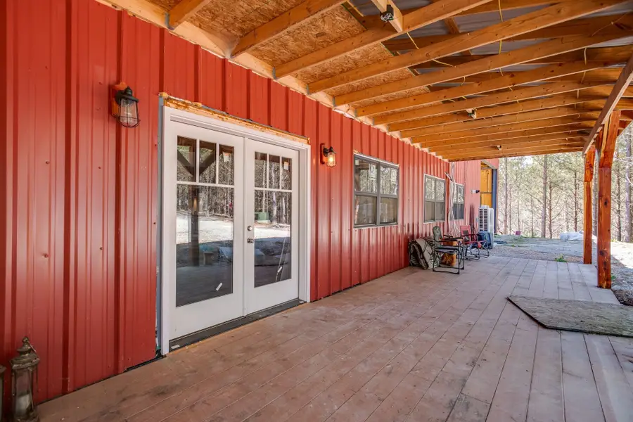 201 Summit Dr, Linden, TN 37096 - Image #3