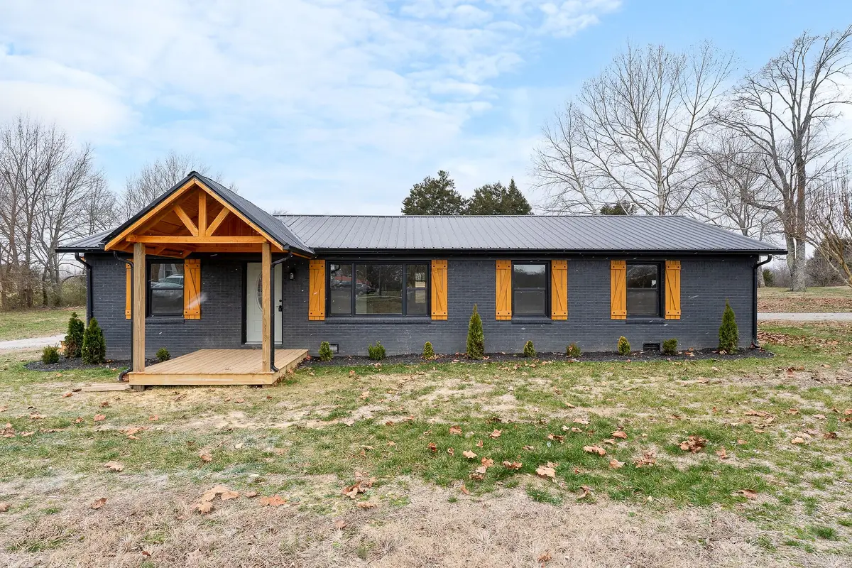 3291 Francis Ferry Rd, McMinnville, TN 37110 - #1