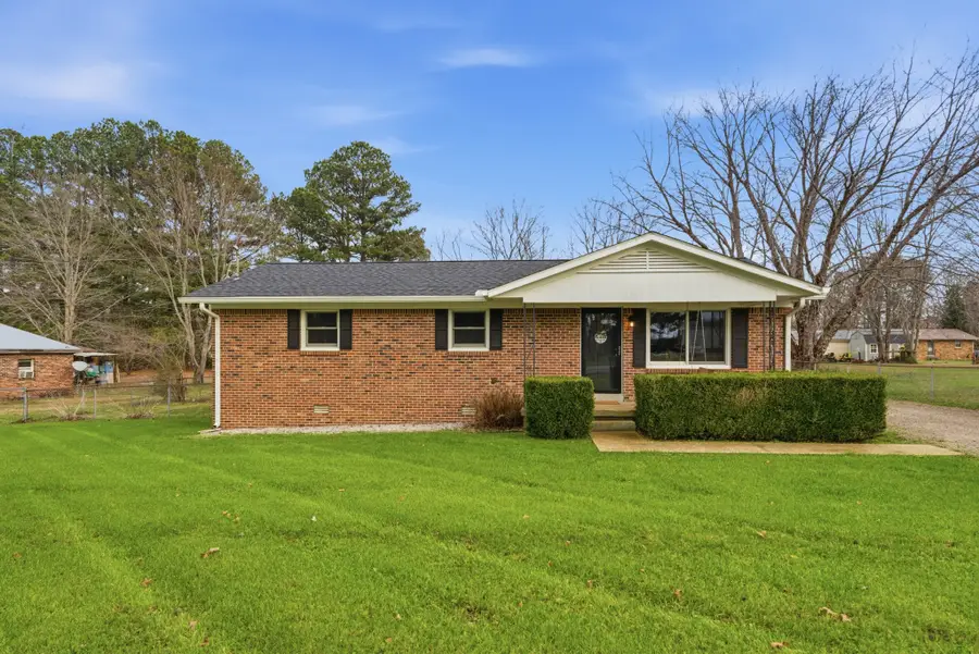 145 Totty Dr, Hohenwald, TN 38462 - Image #2