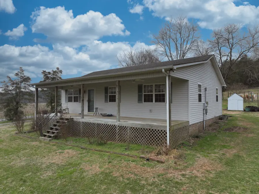 329 Cavender Rd, Woodbury, TN 37190 - Image #2