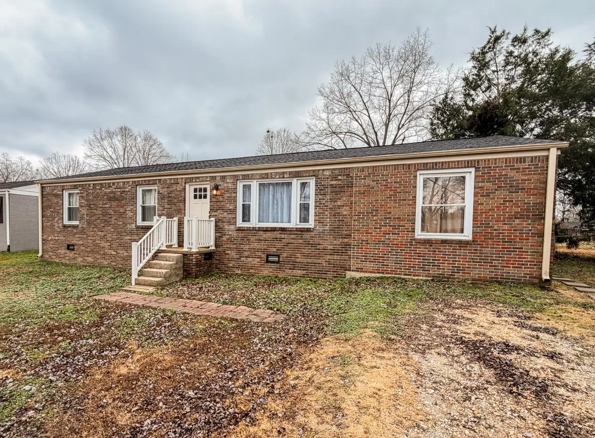 470 Carman Ave, New Johnsonville, TN 37134 - Image #1