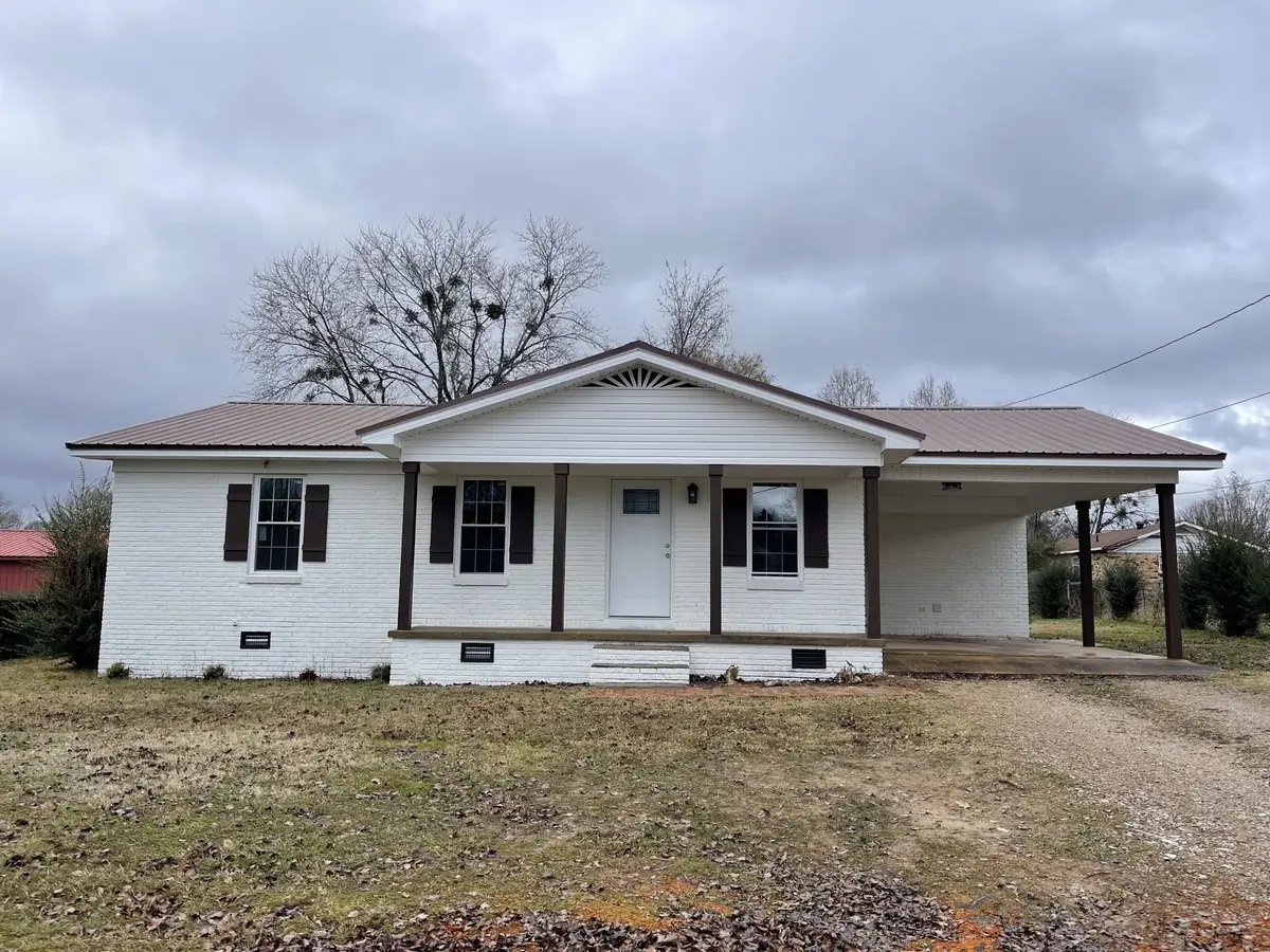 255 Maple St, Savannah, TN 38372 - Image #1