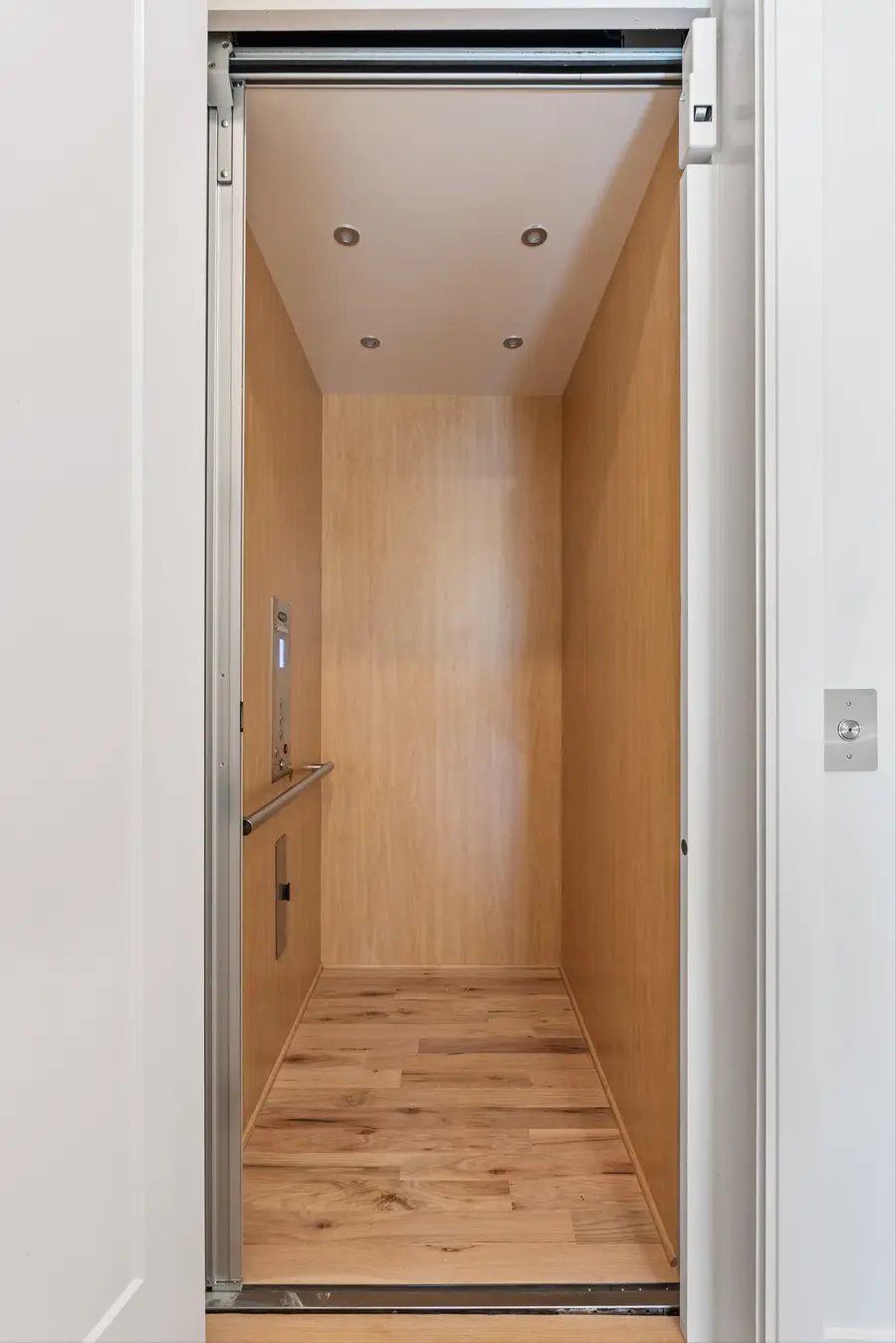 421 Monticello St, Nashville, TN 37207 - Image #3