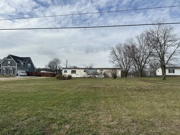 565 Hiwassee Rd, Lebanon, TN 37087