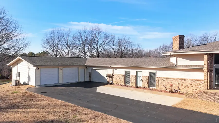 491 Tara Ln, Huntingdon, TN 38344 - Image #3