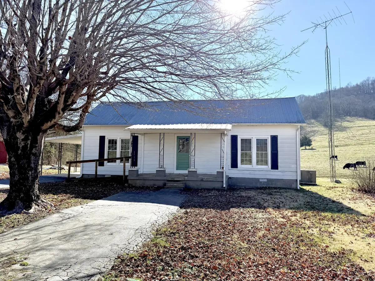 520 Pumpkin Branch Rd, Dixon Springs, TN 37057 - Image #1