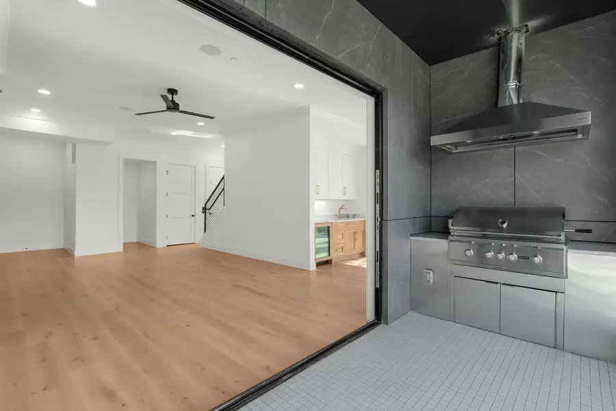 95 Leonard Ave #1, Nashville, TN 37205 - Image #2