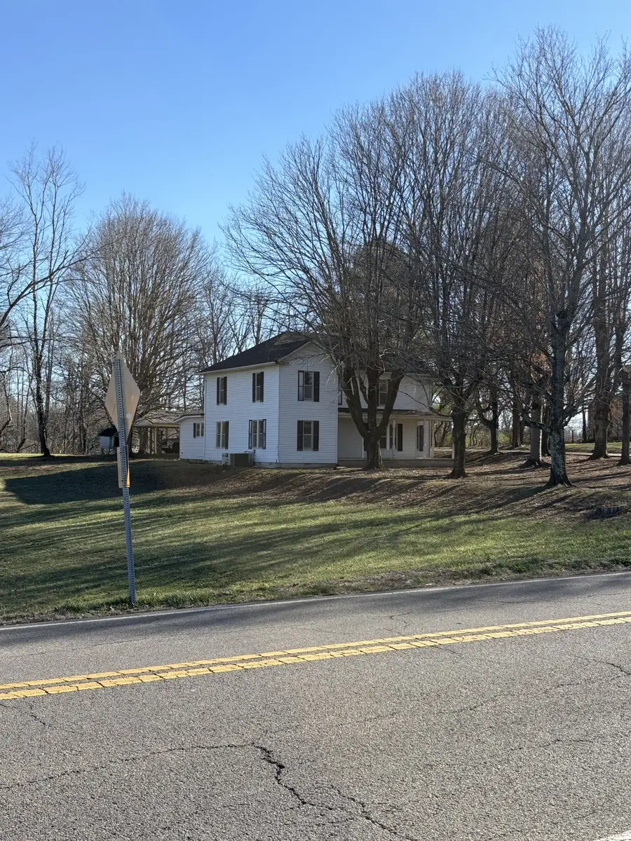 328 Lafayette Rd, Red Boiling Springs, TN 37150 - Image #2