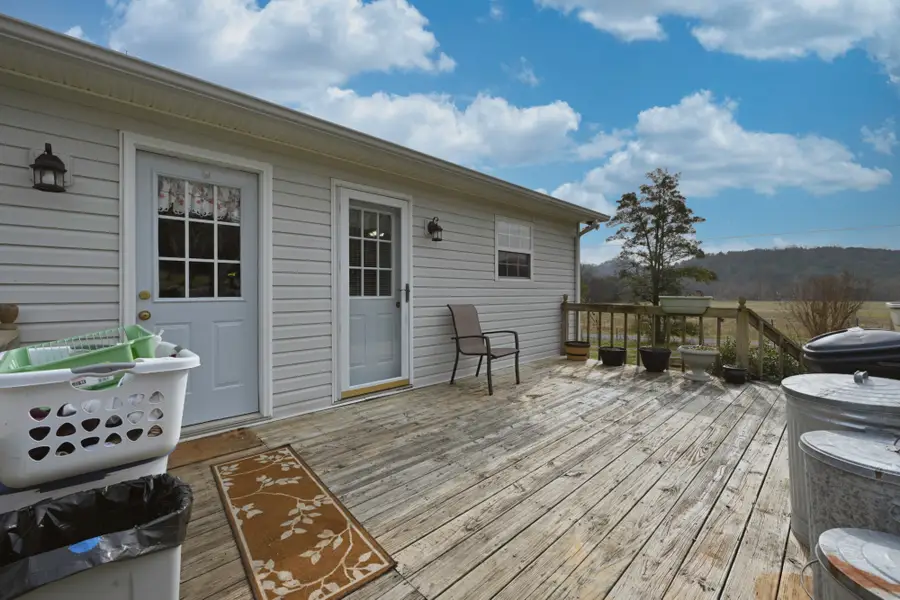 329 Cavender Rd, Woodbury, TN 37190 - Image #3