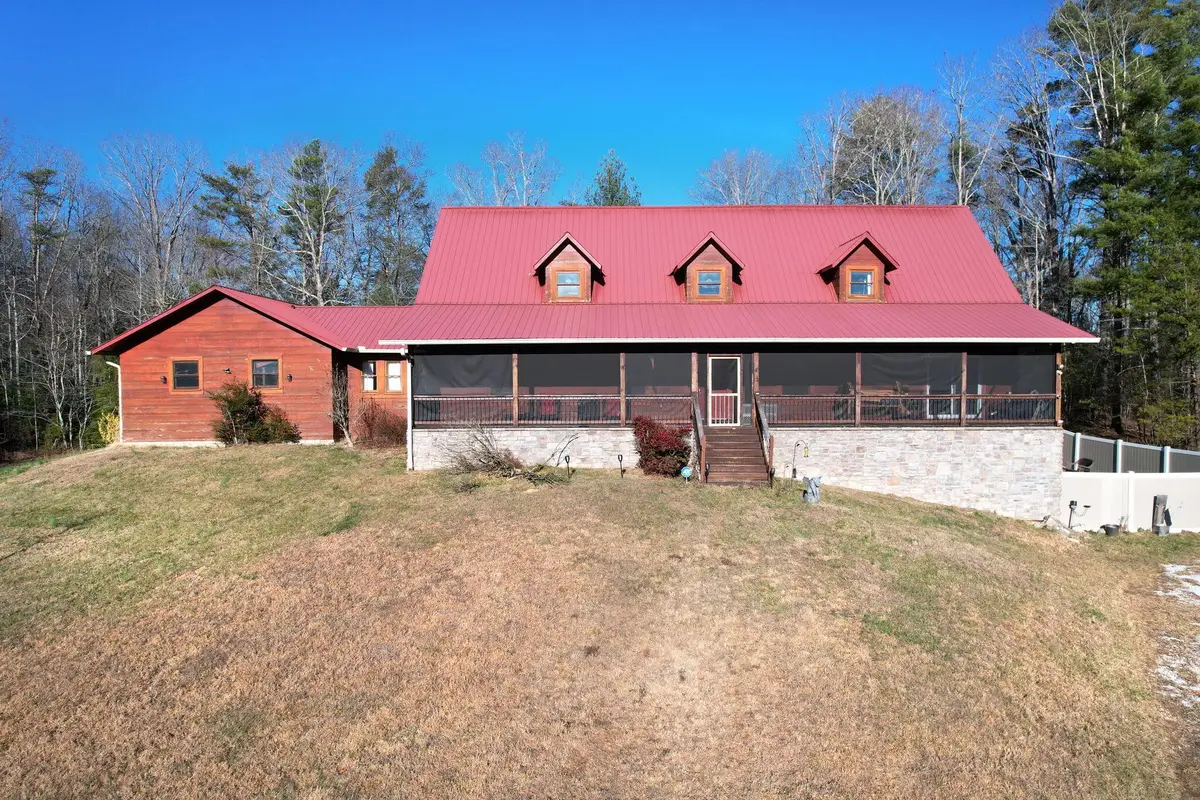 180 Mcjunkin Road, Tellico Plains, TN 37385 - Image #1