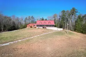 180 Mcjunkin Road, Tellico Plains, TN 37385