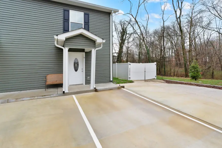 517 Weaver St #5, Tullahoma, TN 37388 - Image #2