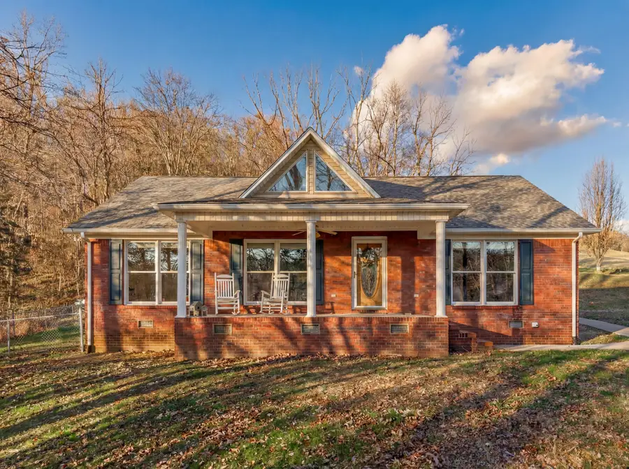 113 Poorhouse Rd, Taft, TN 38488 - Image #2